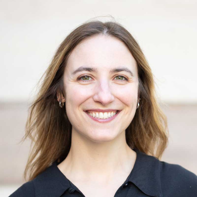 Headshot of Sophia Miliotis.